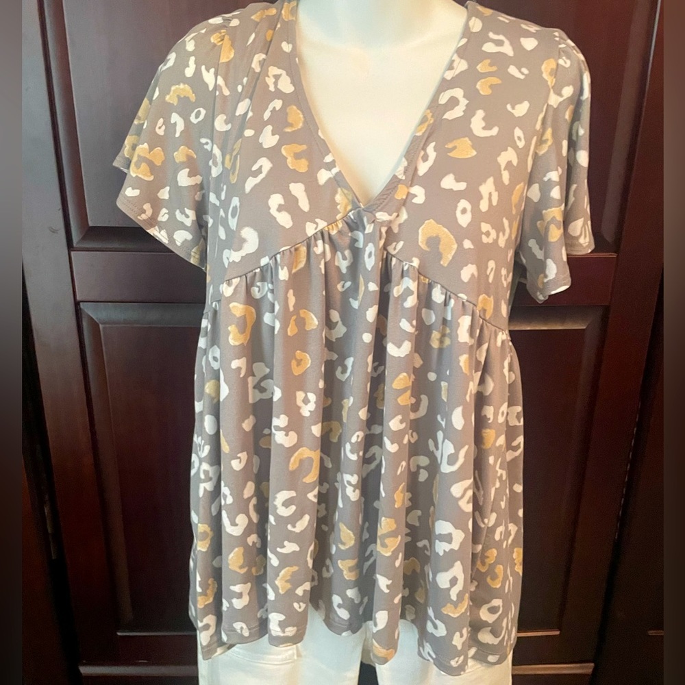Entro Animal Print Top